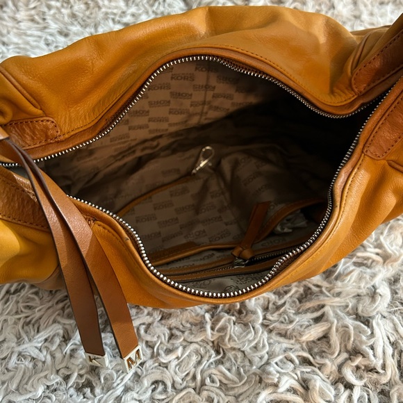 Vintage Michael Kors Tan Brown Leather Hobo Shoulder Bag Purse Boho - Picture 10 of 12